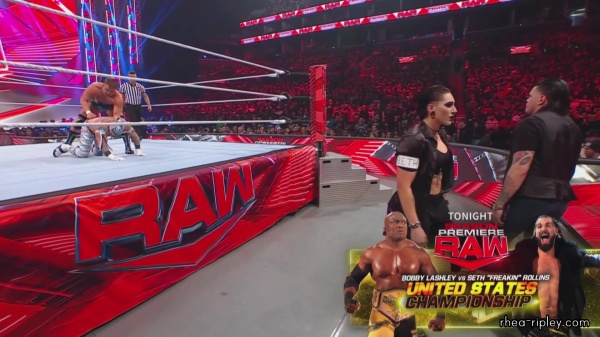 WWE_Monday_Night_RAW_2022_10_10_1080p_HDTV_x264-Star_0341.jpg