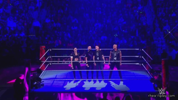 WWE_Monday_Night_RAW_2022_10_10_1080p_HDTV_x264-Star_1563.jpg