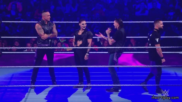 WWE_Monday_Night_RAW_2022_10_10_1080p_HDTV_x264-Star_2656.jpg