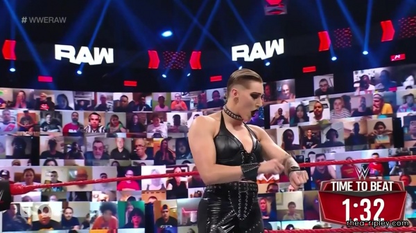 WWE_Monday_Night_Raw_2021_05_24_720p_HDTV_x264-NWCHD_0895.jpg