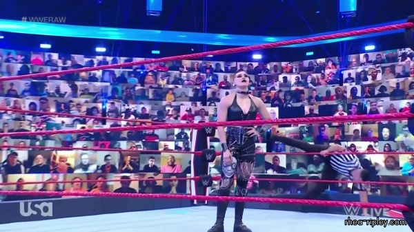 WWE_Monday_Night_Raw_2021_05_24_720p_HDTV_x264-NWCHD_1311.jpg