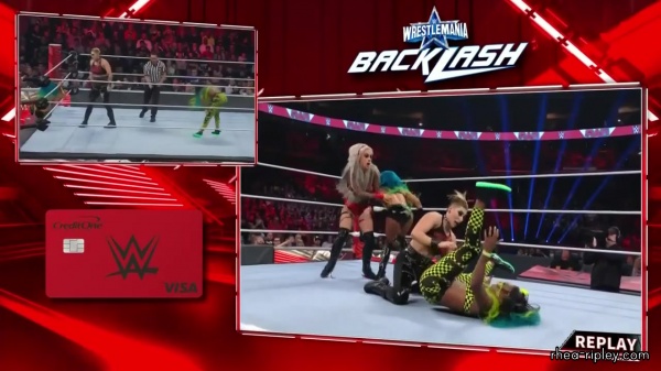 WWE_Monday_Night_Raw_2022_04_18_720p_HDTV_x264-NWCHD_0988.jpg