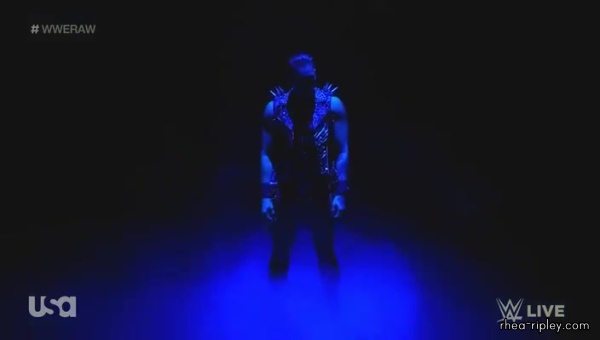WWE_Monday_Night_Raw_2022_06_06_HDTV_x264-NWCHD_28329_0180.jpg