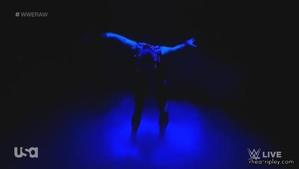 WWE_Monday_Night_Raw_2022_06_06_HDTV_x264-NWCHD_28329_0198.jpg