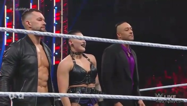WWE_Monday_Night_Raw_2022_06_06_HDTV_x264-NWCHD_28329_2689.jpg
