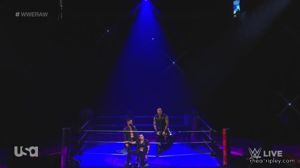 WWE_Monday_Night_Raw_2022_08_29_720p_HDTV_x264-NWCHD_0363.jpg