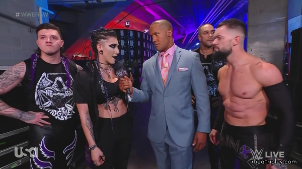 WWE_Monday_Night_Raw_2022_11_07_1080p_HDTV_x264-NWCHD_part_2_255.jpg