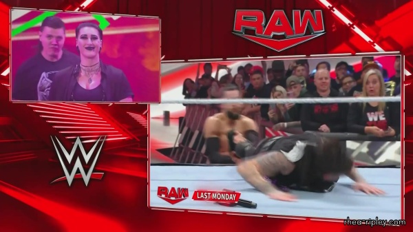 WWE_Monday_Night_Raw_2022_11_14_1080p_HDTV_x264-NWCHD_151.jpg