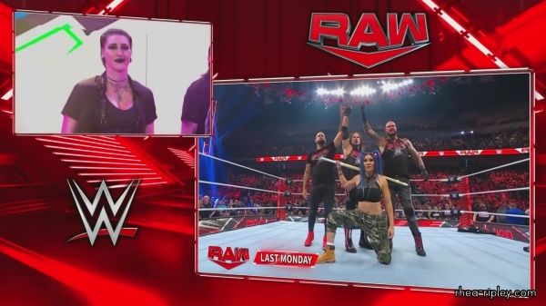 WWE_Monday_Night_Raw_2022_11_14_1080p_HDTV_x264-NWCHD_160.jpg
