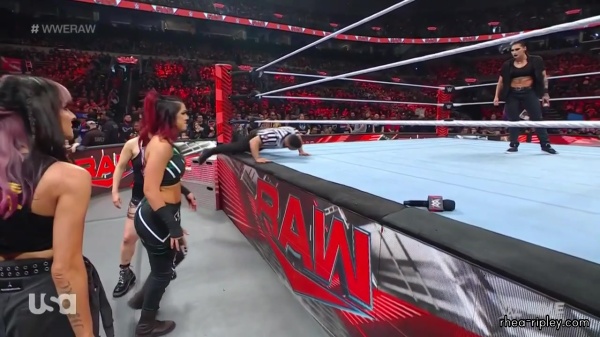 WWE_Monday_Night_Raw_2023_03_20_720p_HDTV_x264-NWCHD_1538.jpg