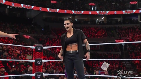 WWE_Monday_Night_Raw_2023_03_20_720p_HDTV_x264-NWCHD_1549.jpg