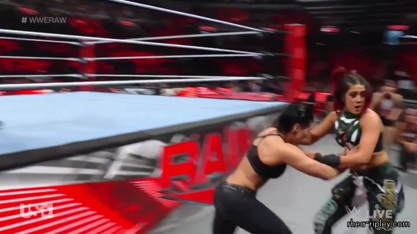 WWE_Monday_Night_Raw_2023_03_20_720p_HDTV_x264-NWCHD_1851.jpg