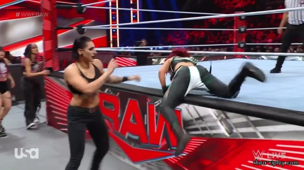 WWE_Monday_Night_Raw_2023_03_20_720p_HDTV_x264-NWCHD_1909.jpg