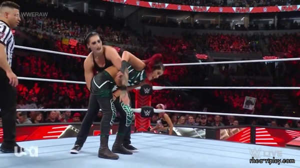 WWE_Monday_Night_Raw_2023_03_20_720p_HDTV_x264-NWCHD_2203.jpg