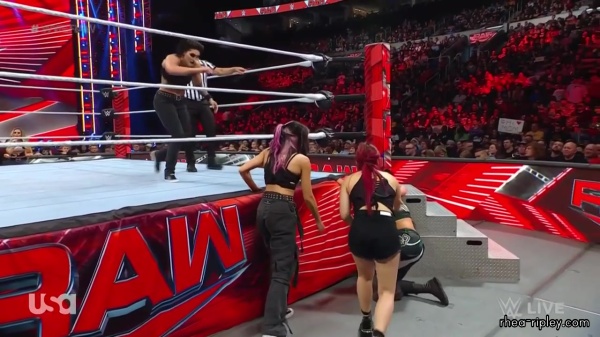 WWE_Monday_Night_Raw_2023_03_20_720p_HDTV_x264-NWCHD_2810.jpg