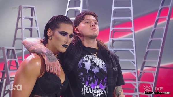 WWE_Monday_Night_Raw_2023_06_26_1080p_HDTV_x264-NWCHD_1413.jpg