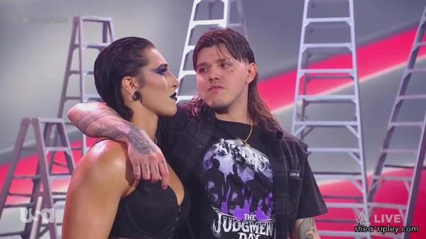 WWE_Monday_Night_Raw_2023_06_26_1080p_HDTV_x264-NWCHD_1436.jpg
