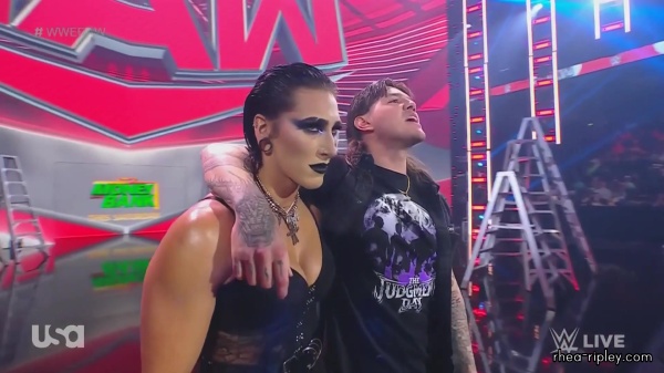 WWE_Monday_Night_Raw_2023_06_26_1080p_HDTV_x264-NWCHD_1457.jpg