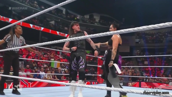 WWE_Monday_Night_Raw_2023_06_26_1080p_HDTV_x264-NWCHD_part_3_0955.jpg