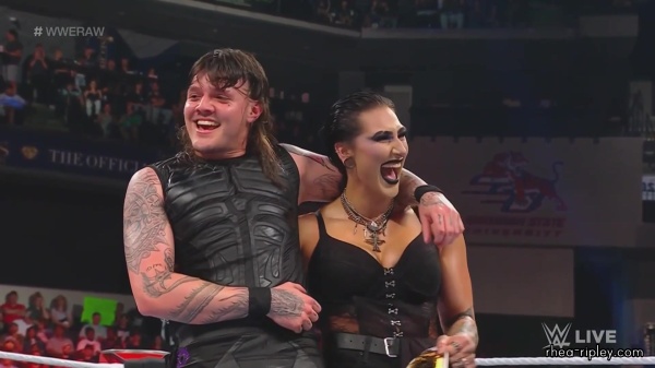 WWE_Monday_Night_Raw_2023_06_26_1080p_HDTV_x264-NWCHD_part_3_1032.jpg