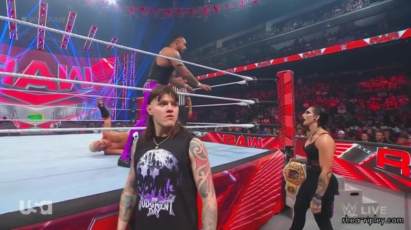 WWE_Monday_Night_Raw_2023_06_26_1080p_HDTV_x264-NWCHD_part_5_0480.jpg