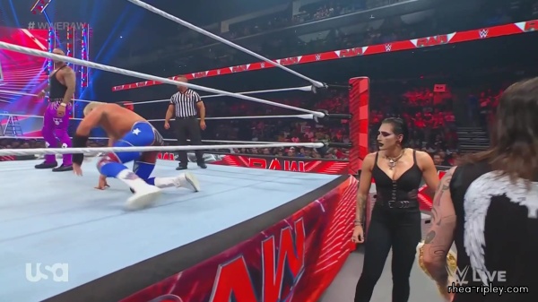 WWE_Monday_Night_Raw_2023_06_26_1080p_HDTV_x264-NWCHD_part_5_0893.jpg