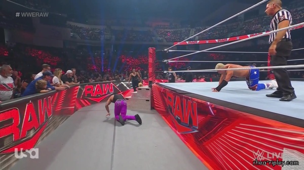 WWE_Monday_Night_Raw_2023_06_26_1080p_HDTV_x264-NWCHD_part_5_0998.jpg