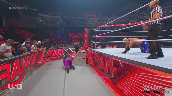 WWE_Monday_Night_Raw_2023_06_26_1080p_HDTV_x264-NWCHD_part_5_1000.jpg