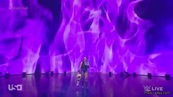 WWE_Monday_Night_Raw_2023_07_03_1080p_HDTV_x264-NWCHD_part_2_0216.jpg