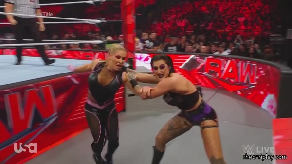 WWE_Monday_Night_Raw_2023_07_03_1080p_HDTV_x264-NWCHD_part_2_0622.jpg