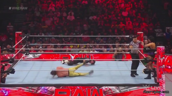 WWE_Monday_Night_Raw_2023_07_03_1080p_HDTV_x264-NWCHD_part_4_1414.jpg