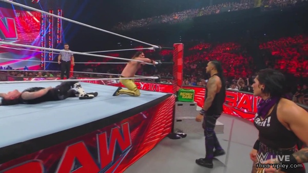 WWE_Monday_Night_Raw_2023_07_03_1080p_HDTV_x264-NWCHD_part_4_1816.jpg