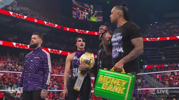 WWE_Monday_Night_Raw_2023_07_17_1080p_HDTV_x264-NWCHD_1475.jpg