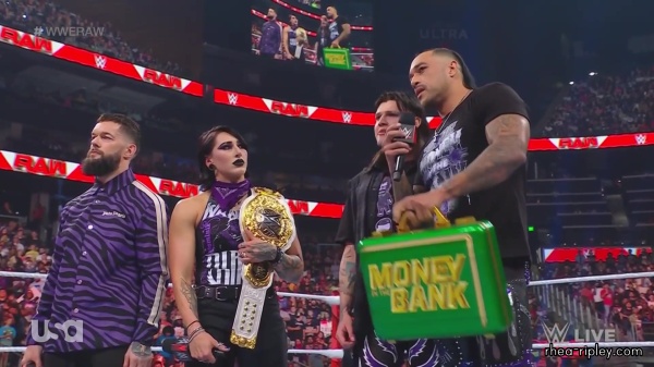 WWE_Monday_Night_Raw_2023_07_17_1080p_HDTV_x264-NWCHD_1490.jpg