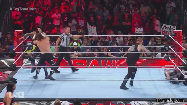 WWE_Monday_Night_Raw_2023_07_17_1080p_HDTV_x264-NWCHD_part_2_0739.jpg