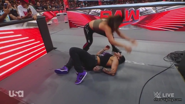 WWE_Monday_Night_Raw_2023_07_31_1080p_HDTV_x264-NWCHD_1460.jpg