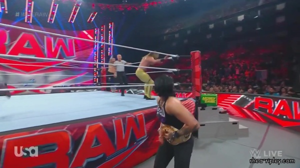 WWE_Monday_Night_Raw_2023_07_31_1080p_HDTV_x264-NWCHD_part_2_0955.jpg