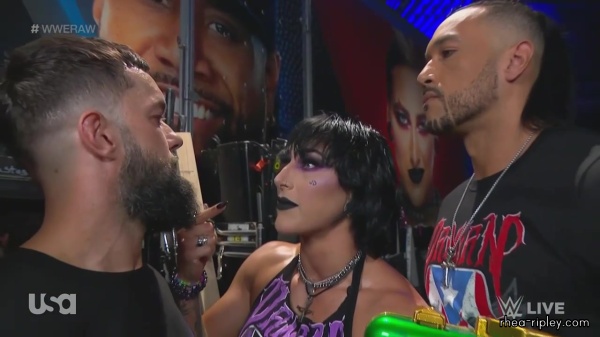WWE_Monday_Night_Raw_2023_08_07_720p_HDTV_x264-NWCHD_part_2_226.jpg