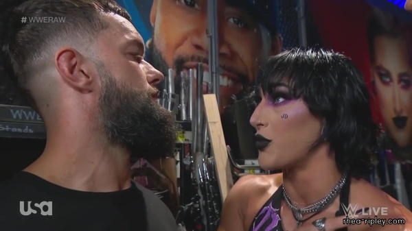 WWE_Monday_Night_Raw_2023_08_07_720p_HDTV_x264-NWCHD_part_2_234.jpg
