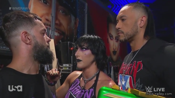 WWE_Monday_Night_Raw_2023_08_07_720p_HDTV_x264-NWCHD_part_2_243.jpg