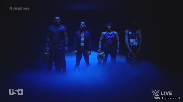 WWE_Monday_Night_Raw_2023_08_07_720p_HDTV_x264-NWCHD_part_3_0094.jpg