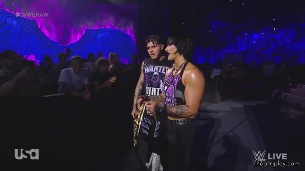 WWE_Monday_Night_Raw_2023_08_07_720p_HDTV_x264-NWCHD_part_3_0281.jpg