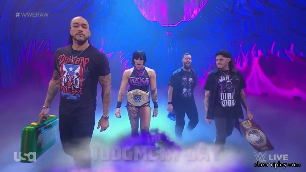 WWE_Monday_Night_Raw_2023_08_21_1080p_HDTV_x264-NWCHD_128.jpg