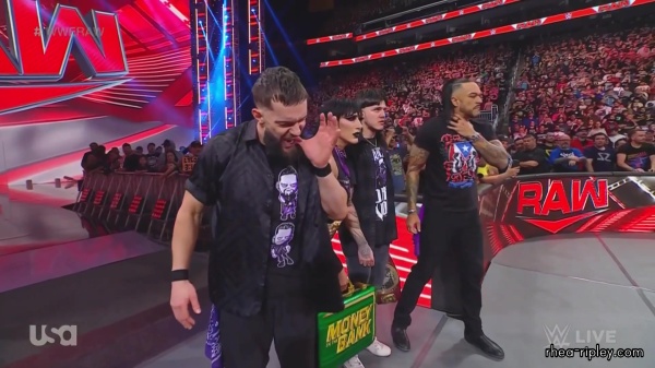 WWE_Monday_Night_Raw_2023_08_21_1080p_HDTV_x264-NWCHD_662.jpg