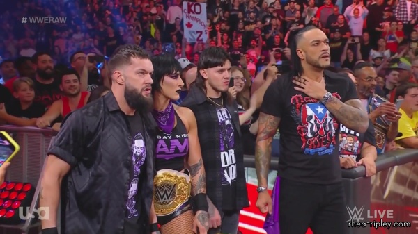 WWE_Monday_Night_Raw_2023_08_21_1080p_HDTV_x264-NWCHD_792.jpg