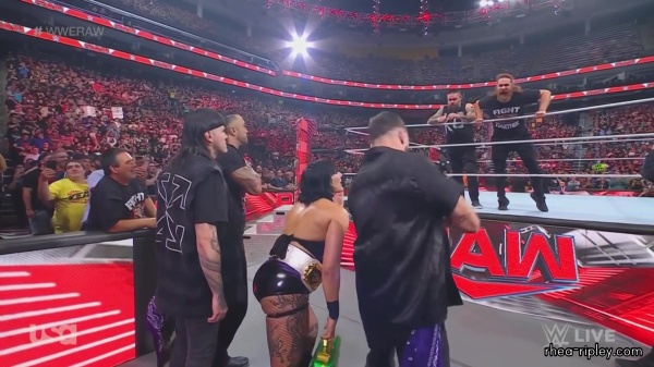 WWE_Monday_Night_Raw_2023_08_21_1080p_HDTV_x264-NWCHD_920.jpg