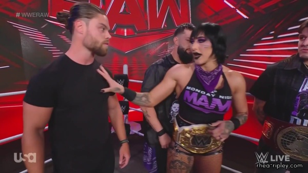 WWE_Monday_Night_Raw_2023_08_21_1080p_HDTV_x264-NWCHD_part_2_125.jpg