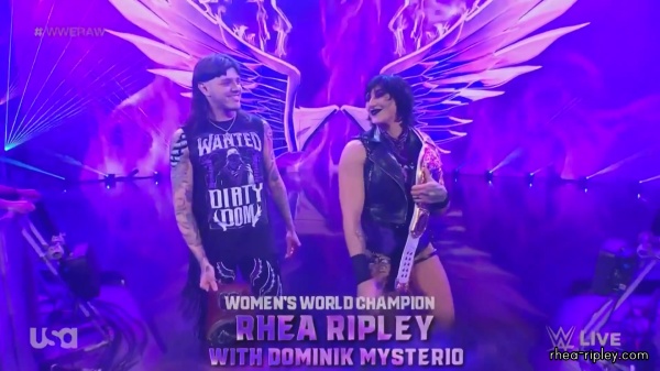 WWE_Monday_Night_Raw_2023_08_21_1080p_HDTV_x264-NWCHD_part_4_0120.jpg