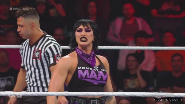 WWE_Monday_Night_Raw_2023_08_21_1080p_HDTV_x264-NWCHD_part_4_0581.jpg