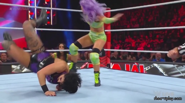 WWE_Monday_Night_Raw_2023_08_21_1080p_HDTV_x264-NWCHD_part_4_0599.jpg